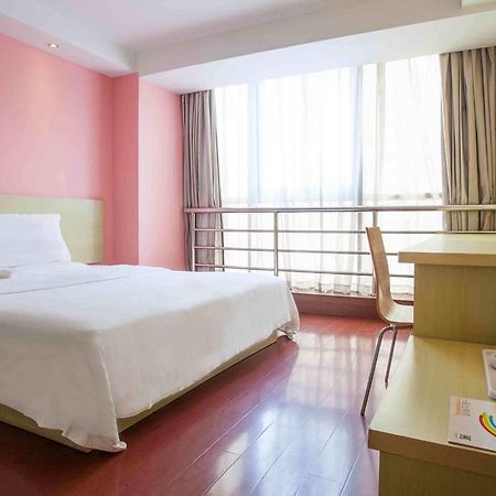 7Days Inn Zhuzhou Central Square Room photo